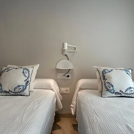 En Con Piscina Marbellac