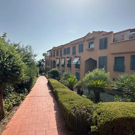 Appartement En Con Piscina