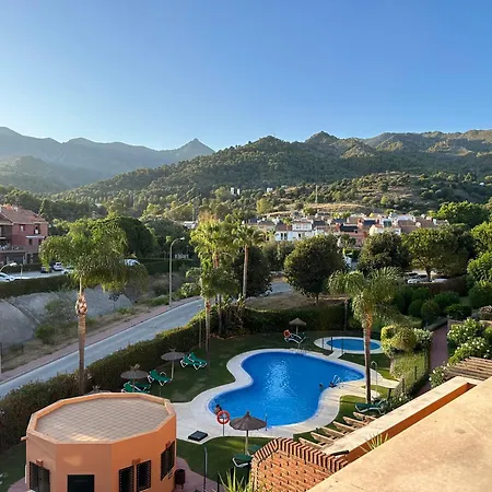 Apartment En Con Piscina *