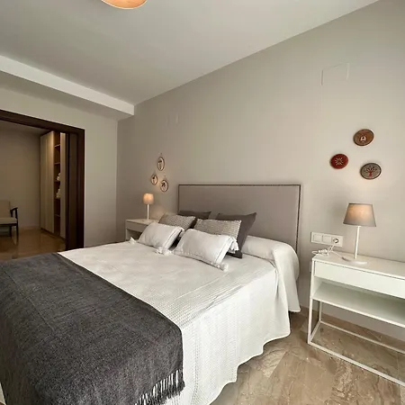 Apartment En Con Piscina