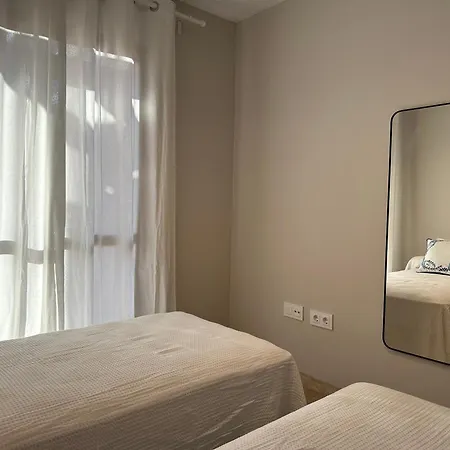 Apartment En Con Piscina