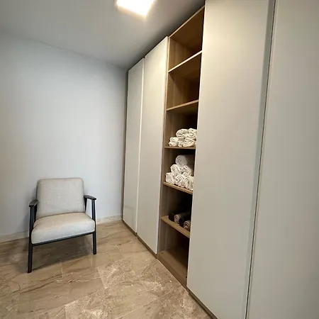 En Con Piscina * Marbella