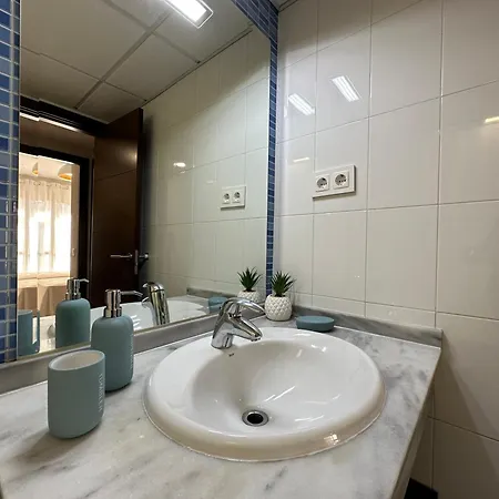 En Con Piscina Apartment