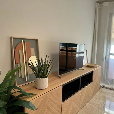 En Con Piscina Apartment