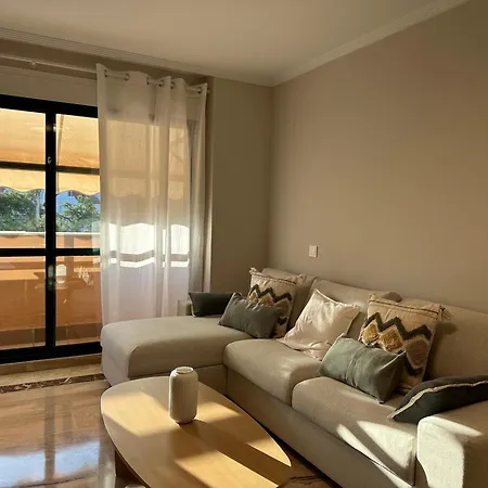 En Con Piscina Apartment Marbella