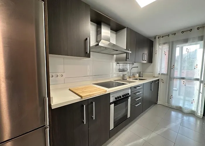 En Con Piscina ماربيا